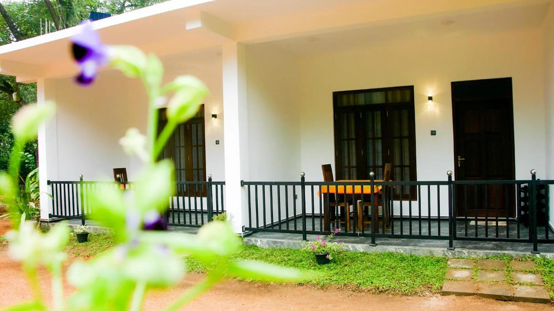 ** Hotel Sigiri Heaven Villa Sigiriya Sri Lanka